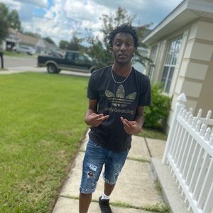 Meet your Posher, Aaron